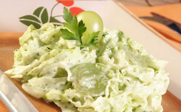 Salada de Repolho com Maionese de Tofu