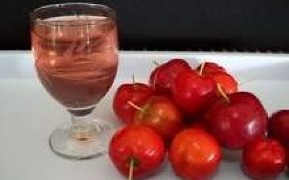  Licor de acerola