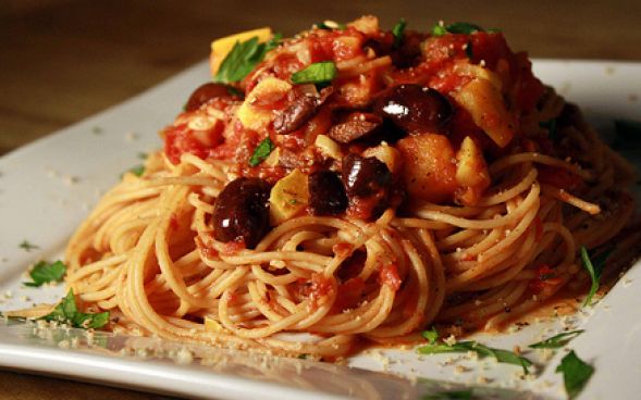  Macarrão à calabresa