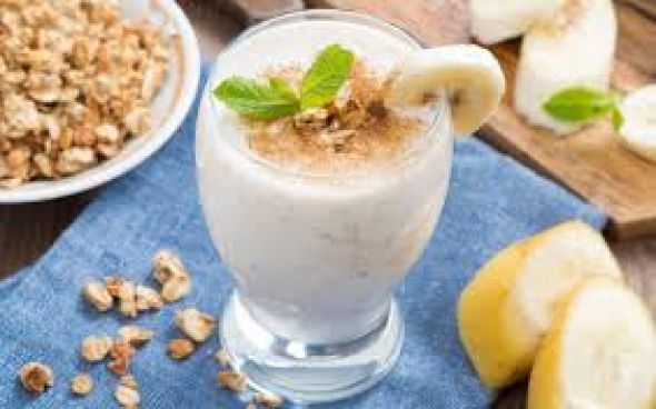  Milk shake de banana e aveia