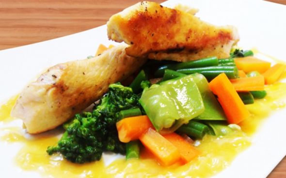  Papelote de frango com legumes