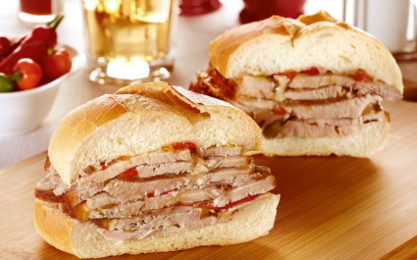  Sanduíche de pernil