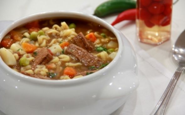  Sopa de carne à moda da vovó