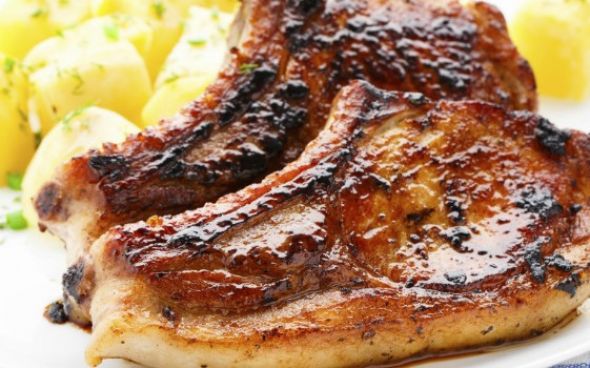 Bisteca de porco assada