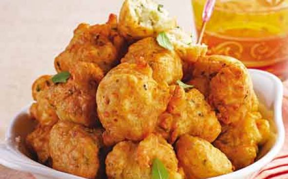 Bolinho de arroz com carne moída