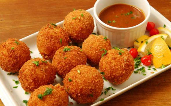 Bolinho de bacalhau com mandioca