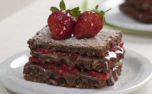Bolo de Nutella com morango