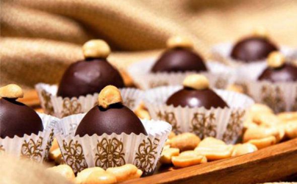 Bombom de amendoim