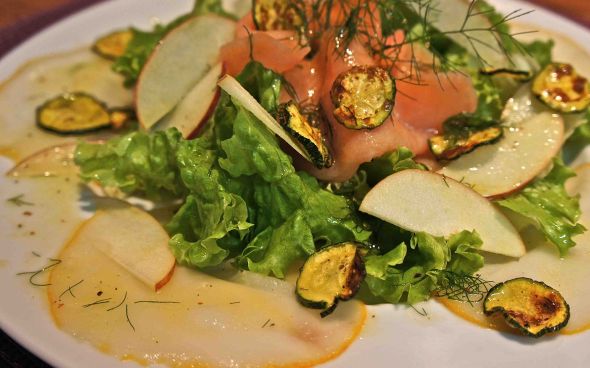 Carpaccio de salmão defumado