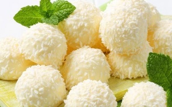 Docinho de leite ninho e coco