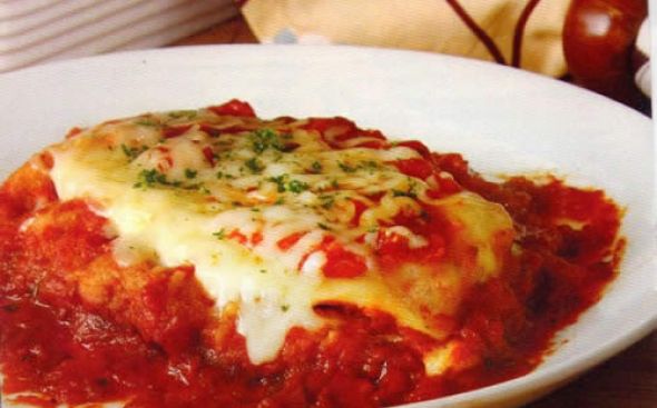 Filé de frango à parmegiana
