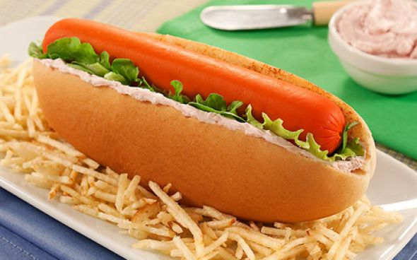 Hot dog com azeitona e rúcula
