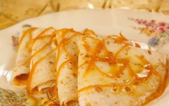 Panquecas alasca com molho quente