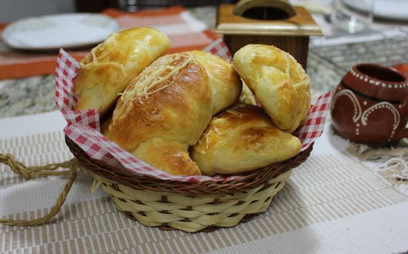 Pão de aipim com calabresa
