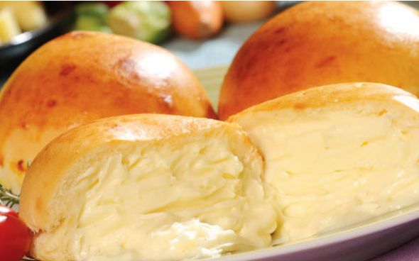 Pão recheado com catupiry