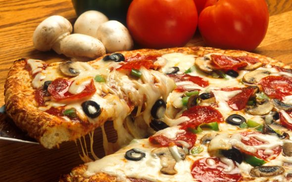 Pizzas com recheio variados