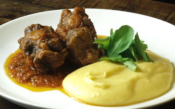 RABADA COM BATATA E AGRIÃO
