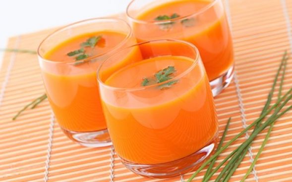 Receita de suco de laranja e cenoura 