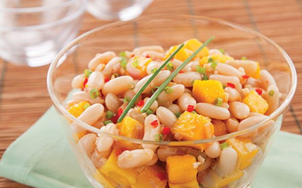 Salada de feijão branco e tomate