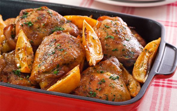Sobrecoxas de frango ao molho delicioso