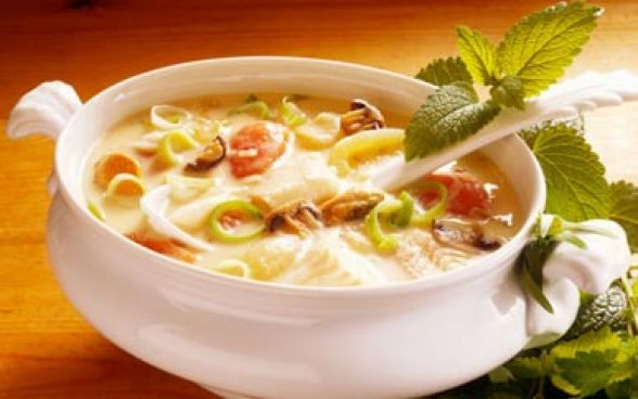 Sopa deliciosa de frango